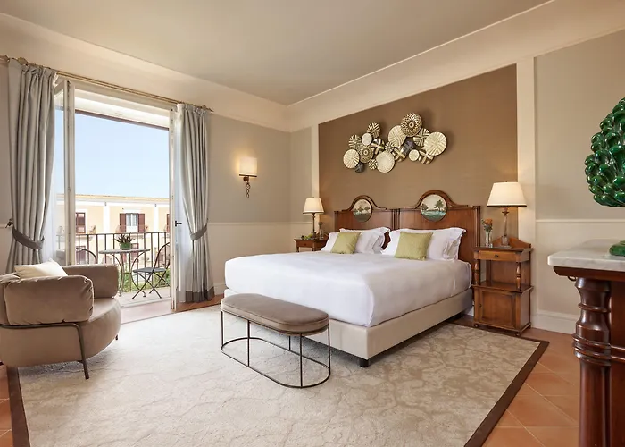 Hotel Almar Giardino Di Costanza 5*